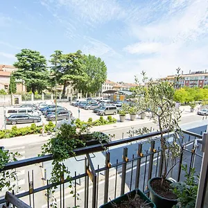 Bed and breakfast Happiness - Center, Verona